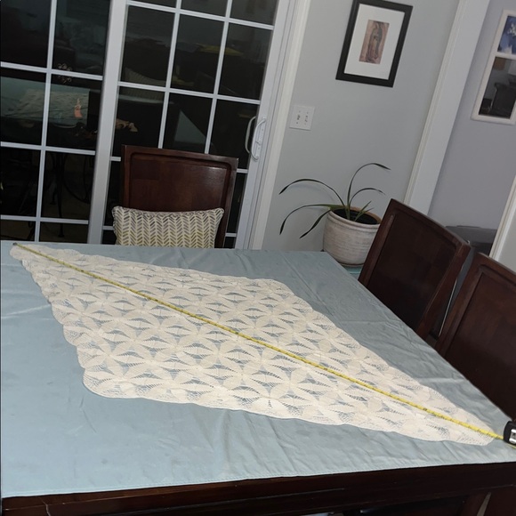 Vintage Hand-Crochet Lace Large Table Runner Hexagon Motifs - Picture 4 of 5